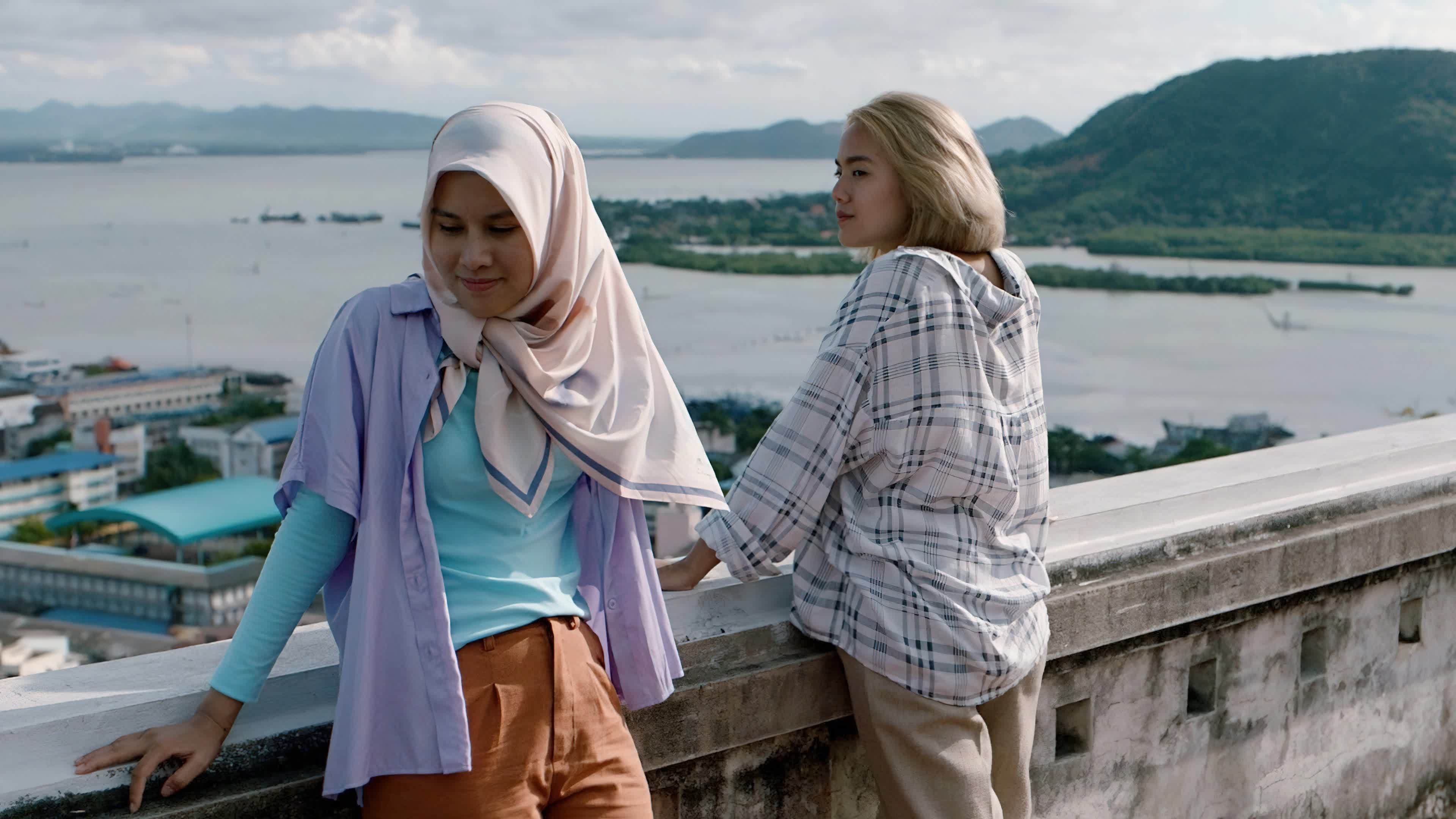 Solids by the Seashore (2023) ทะเลของฉัน มีคลื่นเล็กน้อย ถึงปานกลาง